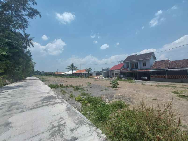 tanah wedomartani dekat sd model yogyakarta