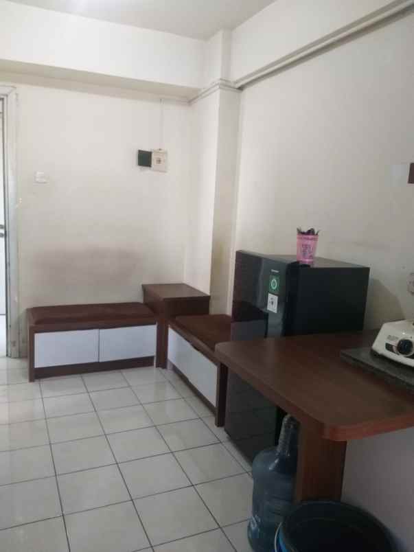 apartemen 2 br furnish di green pramuka jual