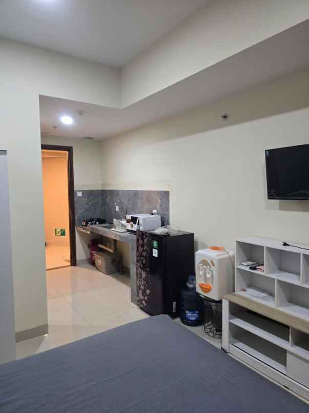 apartemen grand dharmahusada lagoon strategis