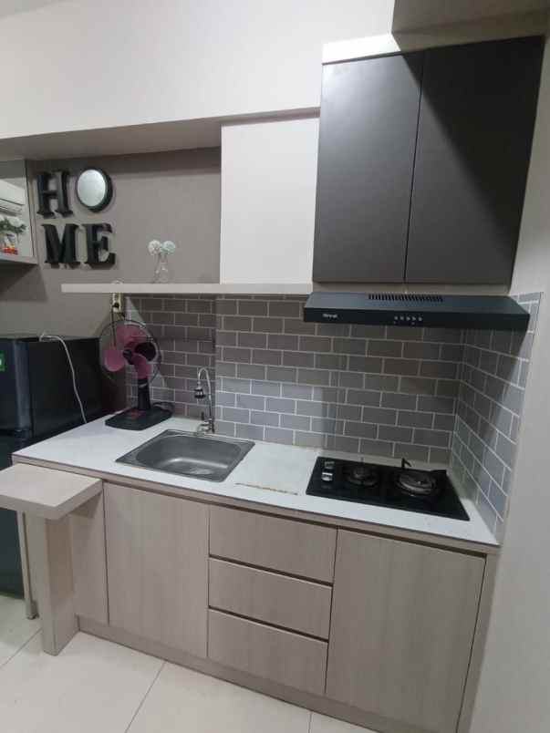 apartemen gunawangsa tidar tower a lantai 09