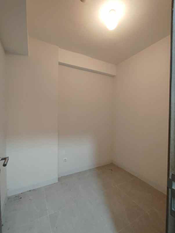 apartemen second 2 bedrooms di podomoro golf view