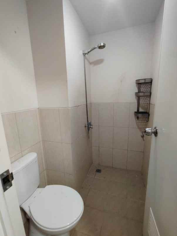 apartemen second 2 bedrooms di podomoro golf view