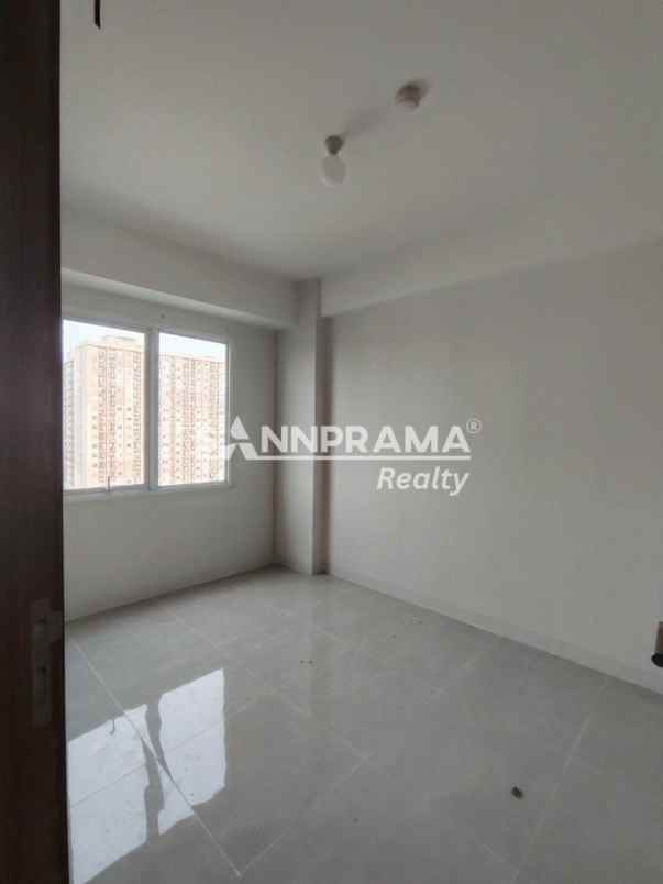 apartemen second 2 bedrooms di podomoro golf view