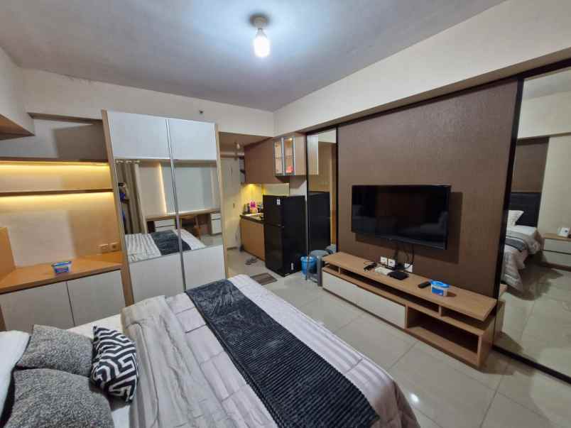 apartemen tanglin studio plus pakuwon mall furnished
