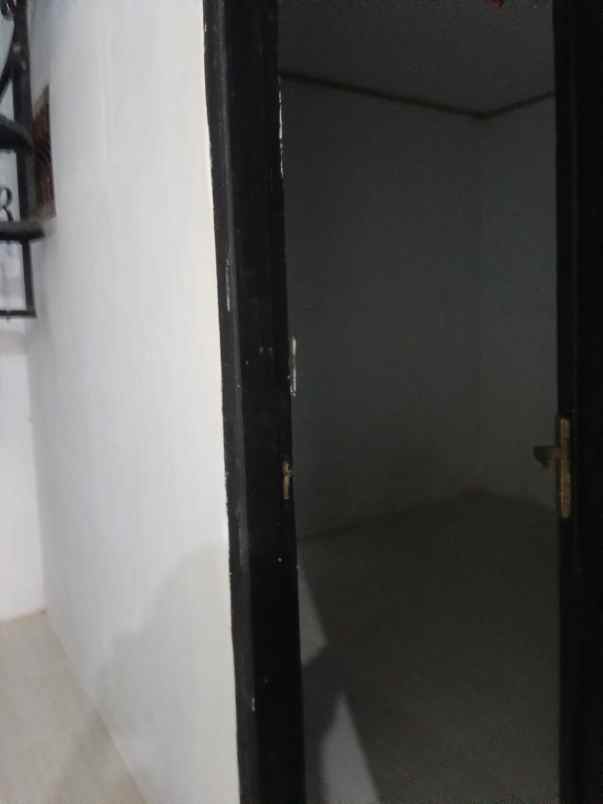 baru renov 3 kt nyaman sewa murah