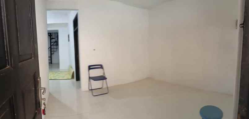 baru renov 3 kt nyaman sewa murah