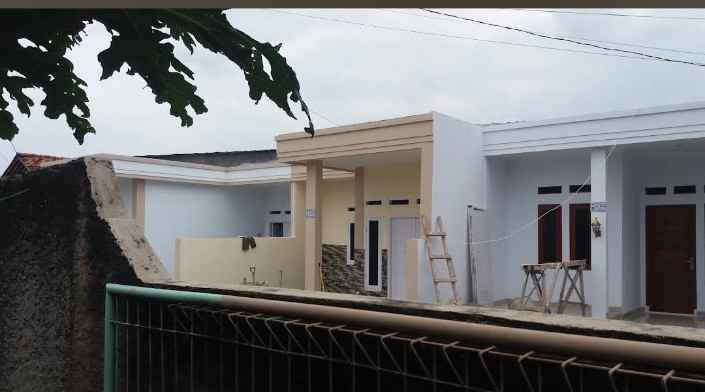 dijual 4 unit rumah siap huni dalam cluster