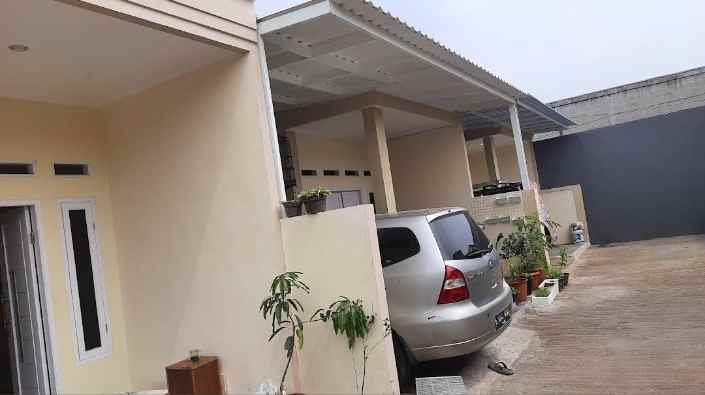 dijual 4 unit rumah siap huni dalam cluster