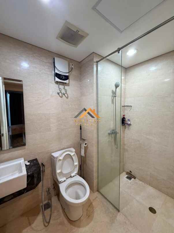 dijual apartemen condominium podomoro tower