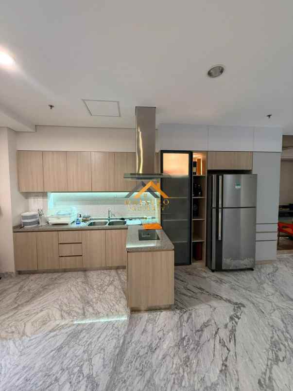 dijual apartemen condominium podomoro tower