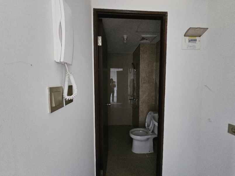 dijual apartemen jalan alternatif cibubur