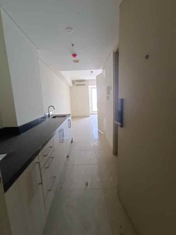 dijual apartemen louis kienne a yani semarang