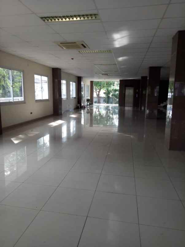 dijual cepat gedung kantor siap pakai