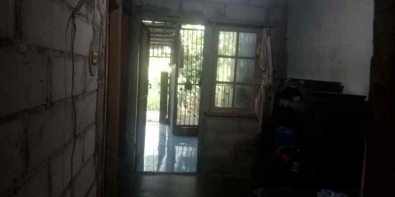 dijual cepat rumah perlu renovasi