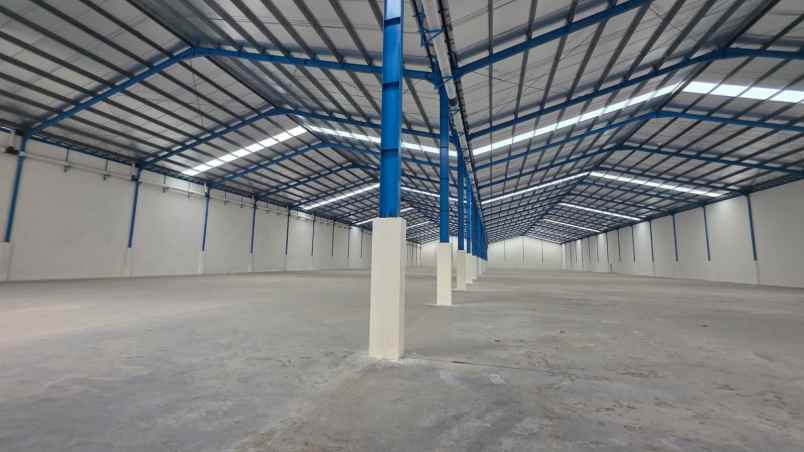 dijual disewakan gudang di krian