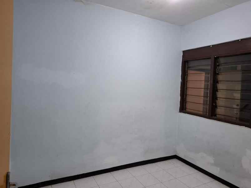 dijual disewakan rumah di bukit permai jember