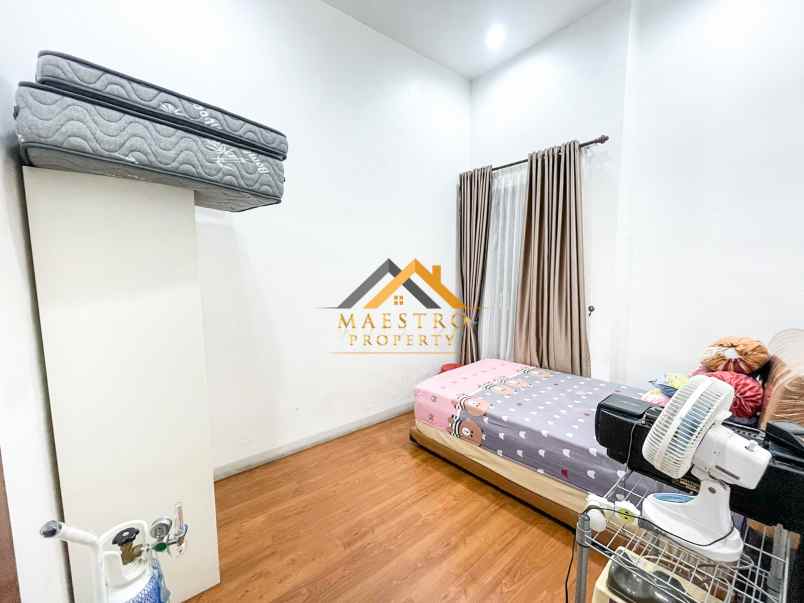 dijual disewakan rumah hook komplek cemara hijau medan