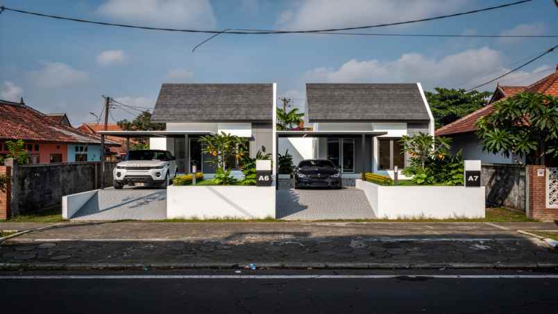 dijual kost jl parakanmuncang