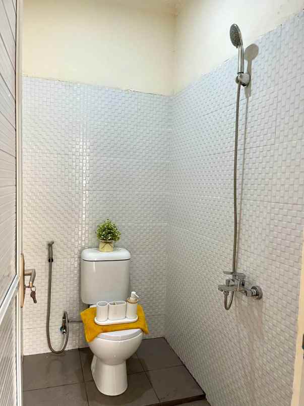 dijual kost jl sukaluyu baru