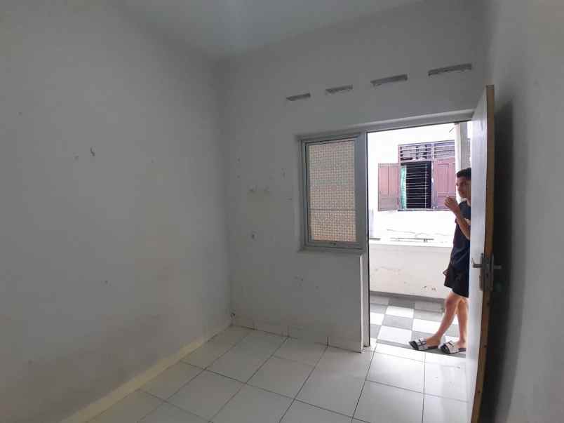 dijual kost purwomartani kec kalasan