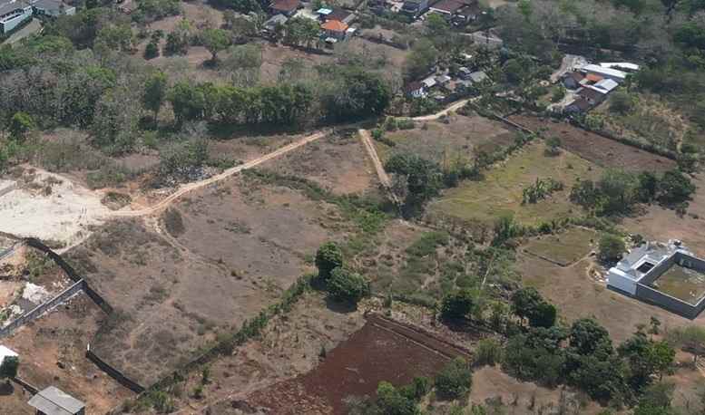 dijual lahan dekat dengan pantai pandawa