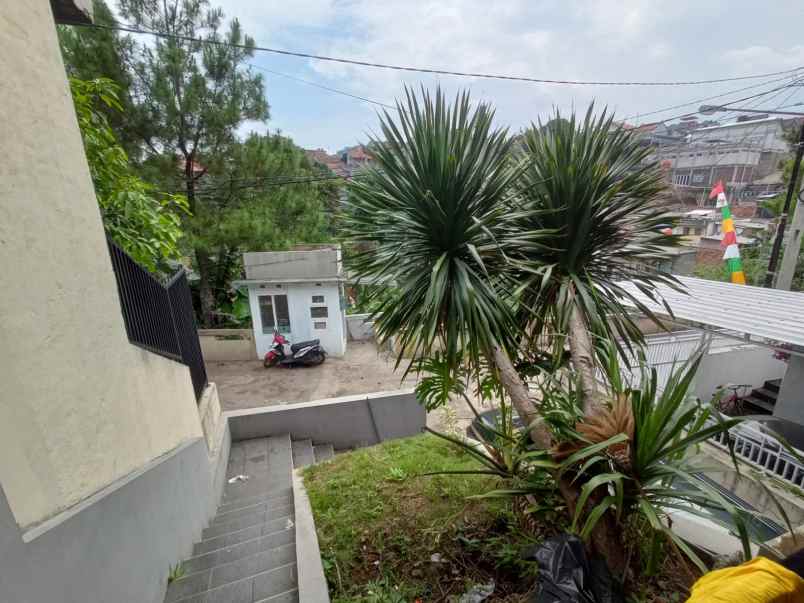 dijual murah rumah bukit sariwangi lokasi strategis