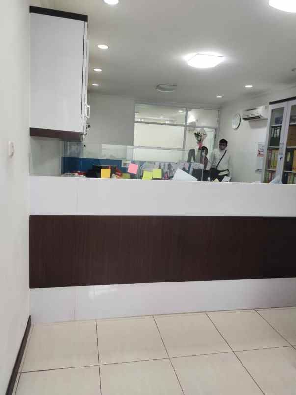 dijual ruko 3 lantai di senen jakarta pusat