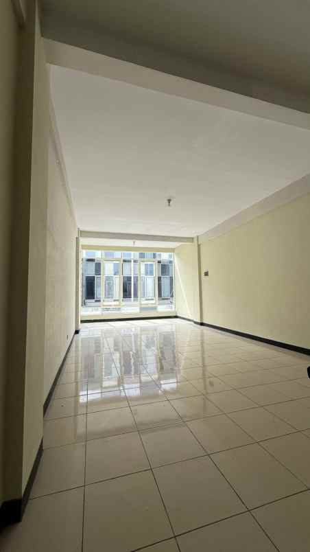 dijual ruko gudang kantor este merr