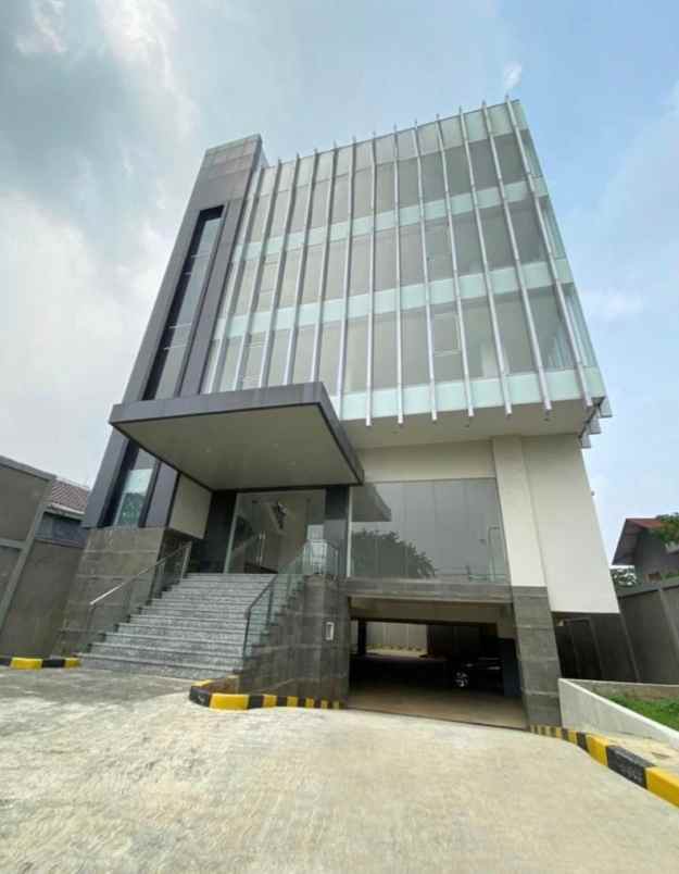 dijual ruko gudang kantor jalam pramuka utan kayu