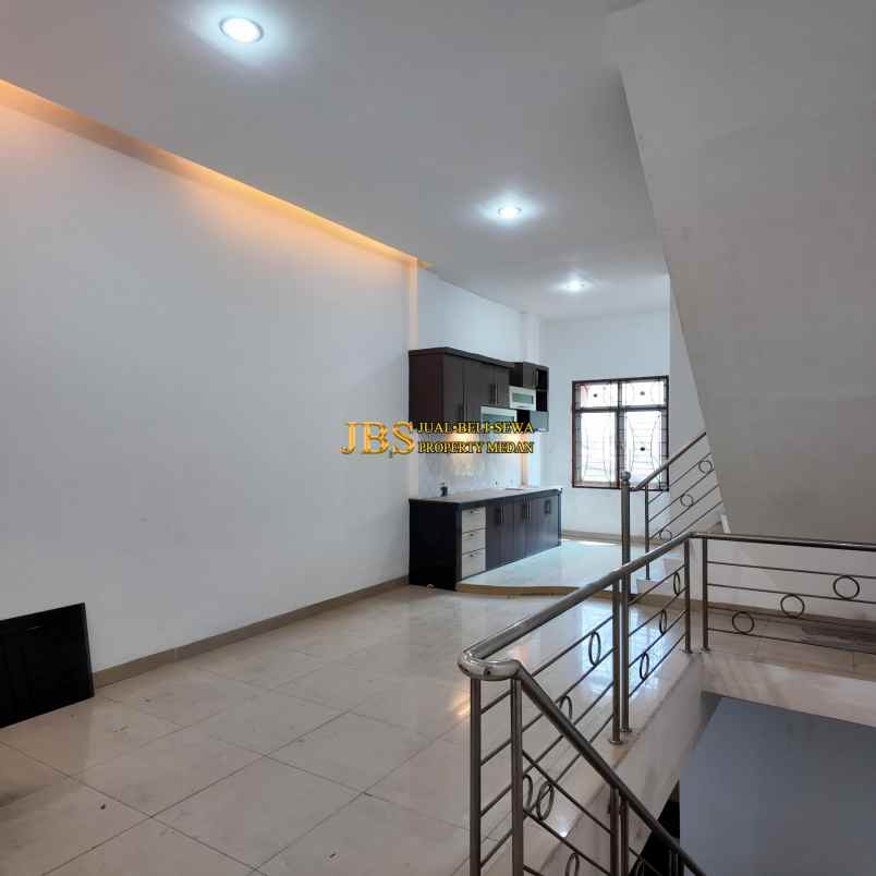 dijual ruko gudang kantor jalan pasar 3 krakatau