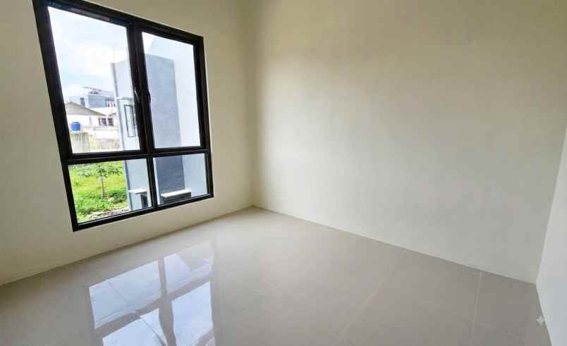 dijual rumah 2 lantai hook ready 3kt 2km cibinong