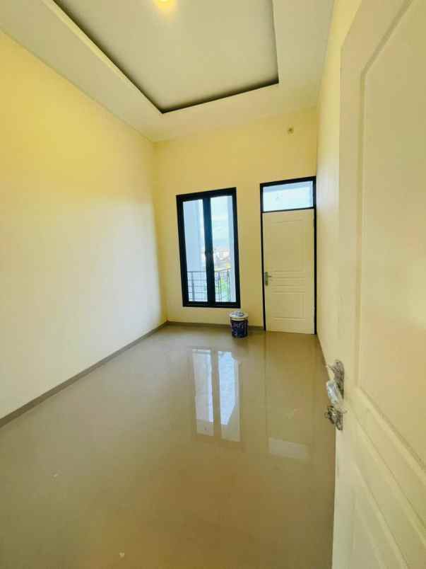 dijual rumah 2lt medokan ayu tambak surabaya timur