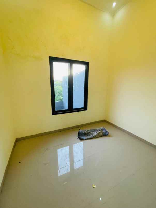 dijual rumah 2lt medokan ayu tambak surabaya timur