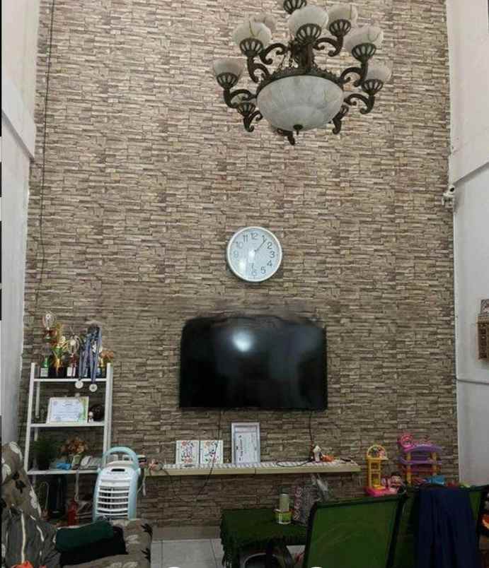 dijual rumah 48 jln jatiwaringin raya