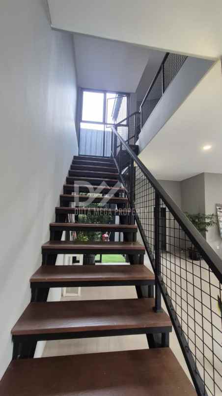 dijual rumah ala villa di ciater bsd city