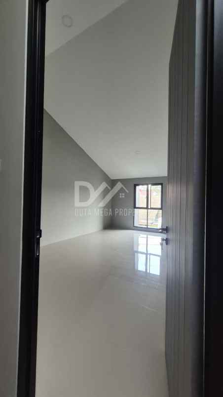 dijual rumah ala villa di ciater bsd city