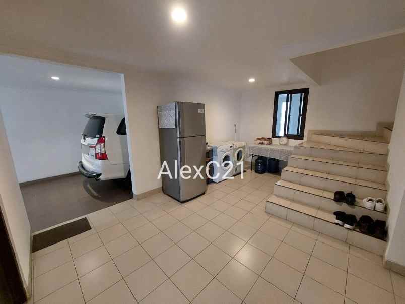 dijual rumah ampera ragunan pasar