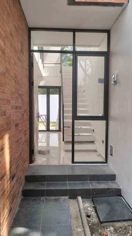 dijual rumah arcamanik kota bandung