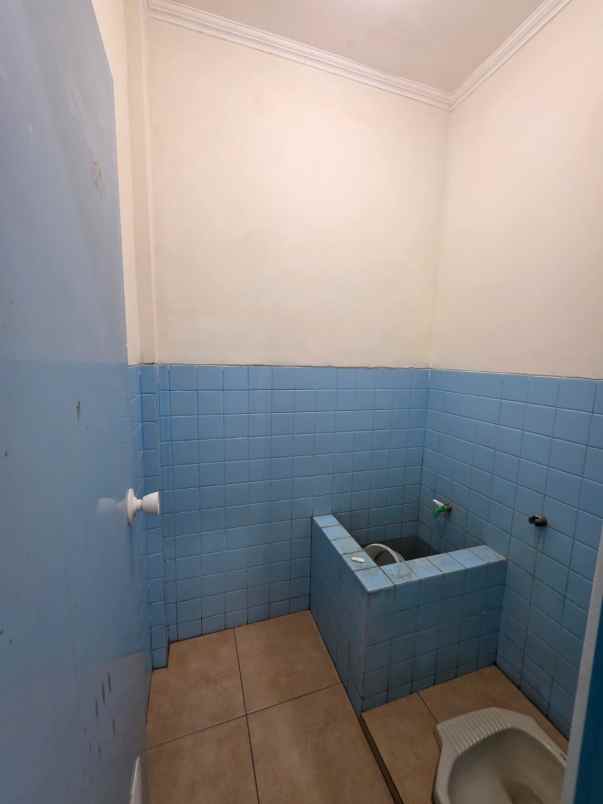 dijual rumah babatan pantai