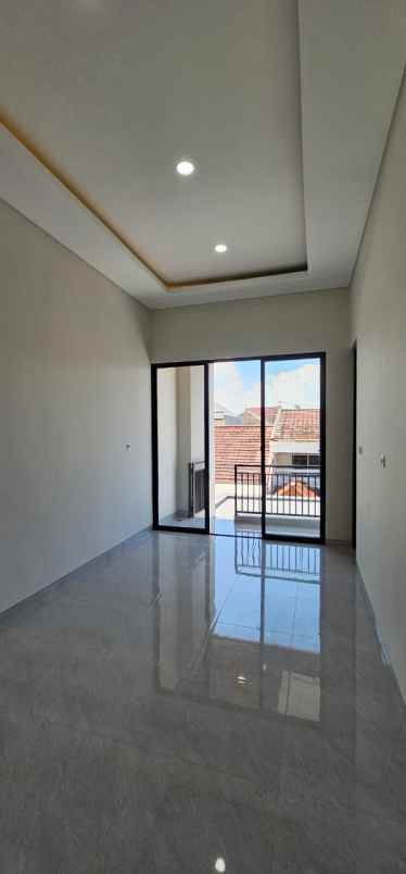 dijual rumah babatan pantai kenjeran