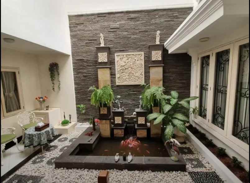 dijual rumah bagus ciputat timur tangerang selatan