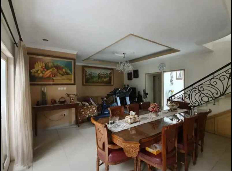 dijual rumah bagus ciputat timur tangerang selatan