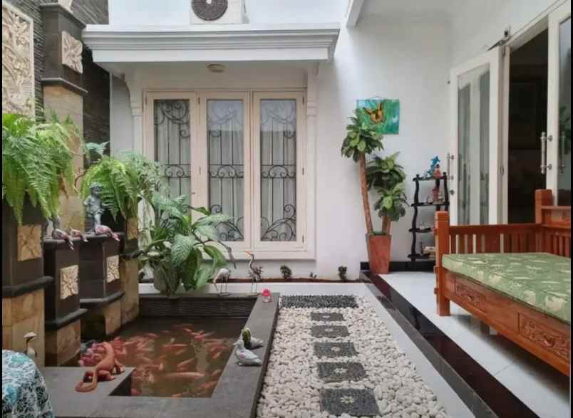 dijual rumah bagus ciputat timur tangerang selatan