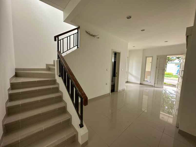 dijual rumah baru di cluster edison gading serpong