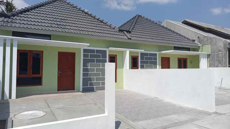 dijual rumah baru siap kpr dekat smp negeri 4 kalasan