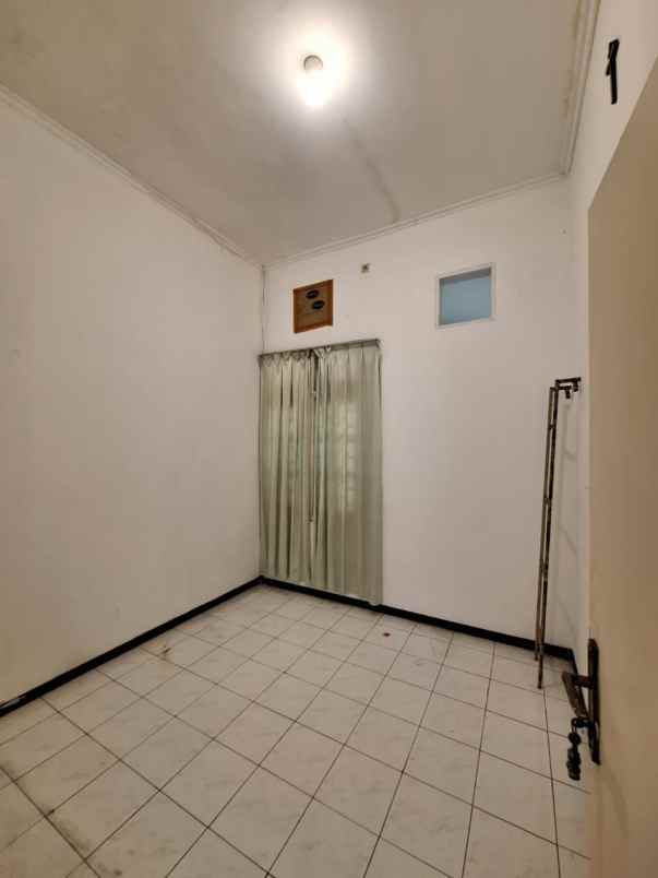 dijual rumah baruk tengah