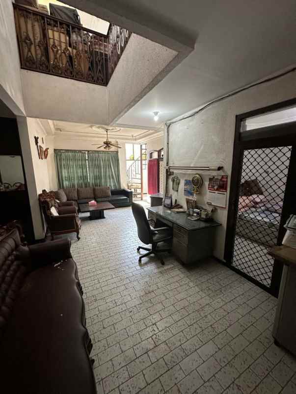 dijual rumah bendul merisi