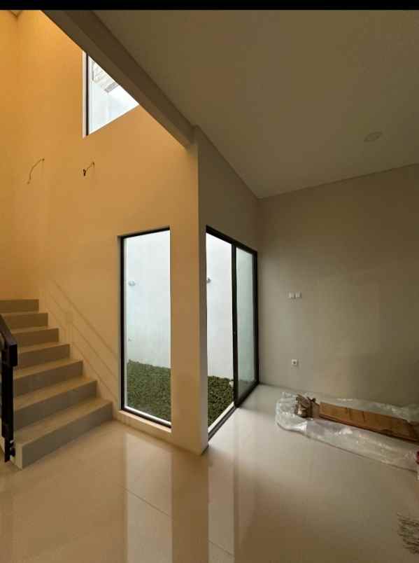 dijual rumah bintaro sektor 9