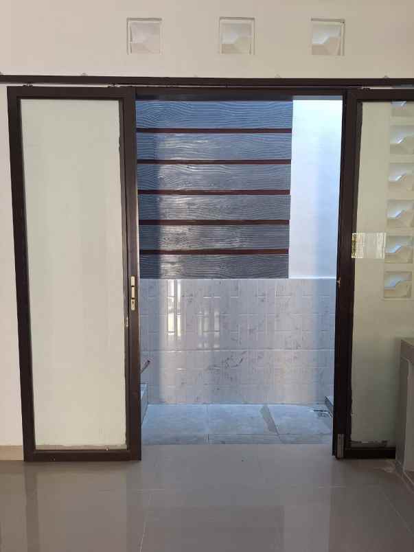 dijual rumah bumi rinjani mustikajaya