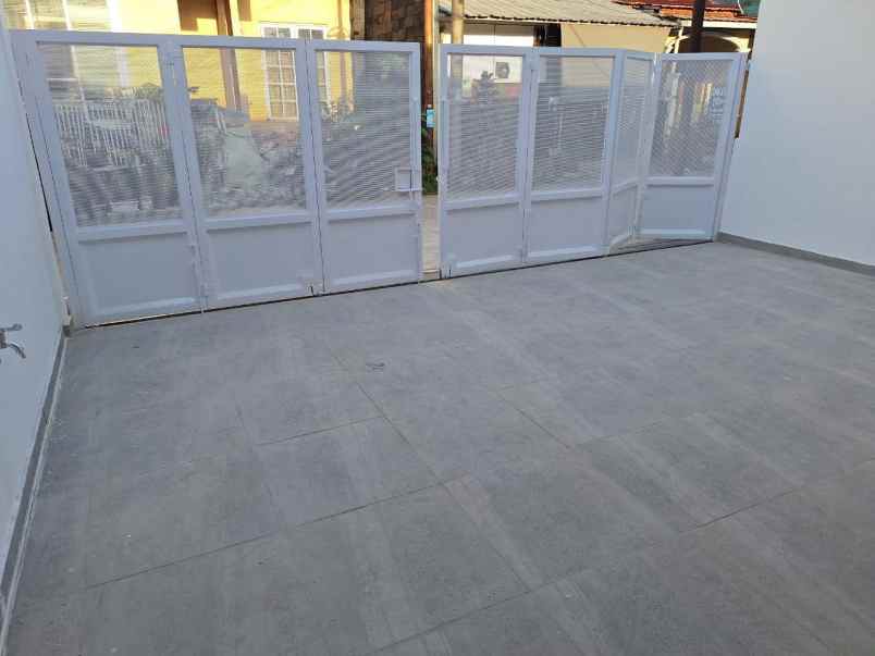 dijual rumah bumi rinjani mustikajaya